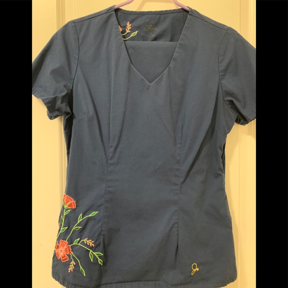 Jaannu Scrub Set